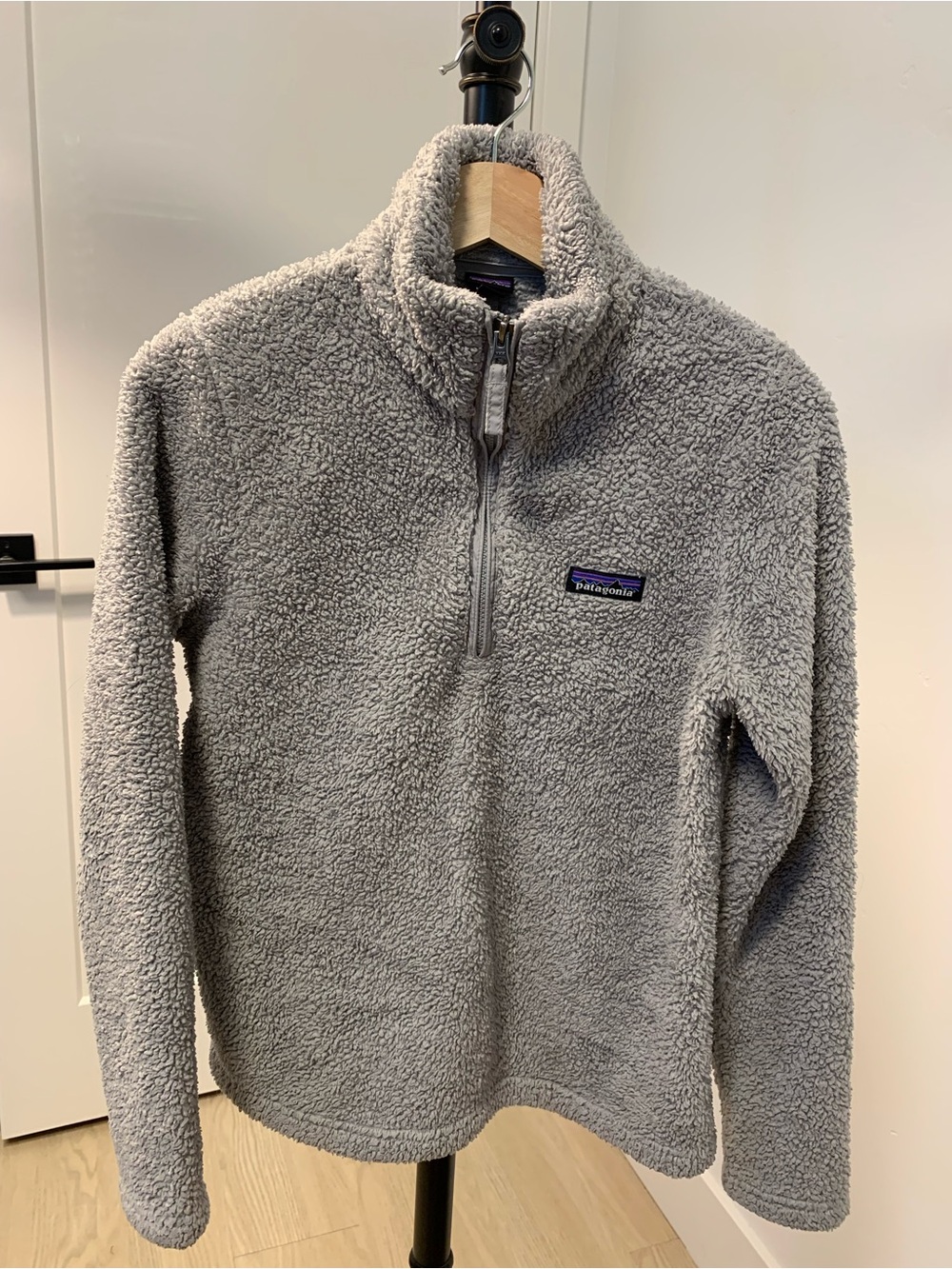 Patagonia Light Gray Women's High-Pile Quarter-Zip Fleece Pullover